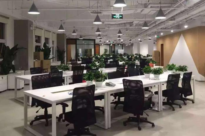 辦公環境.jpg 辦公環境.jpg